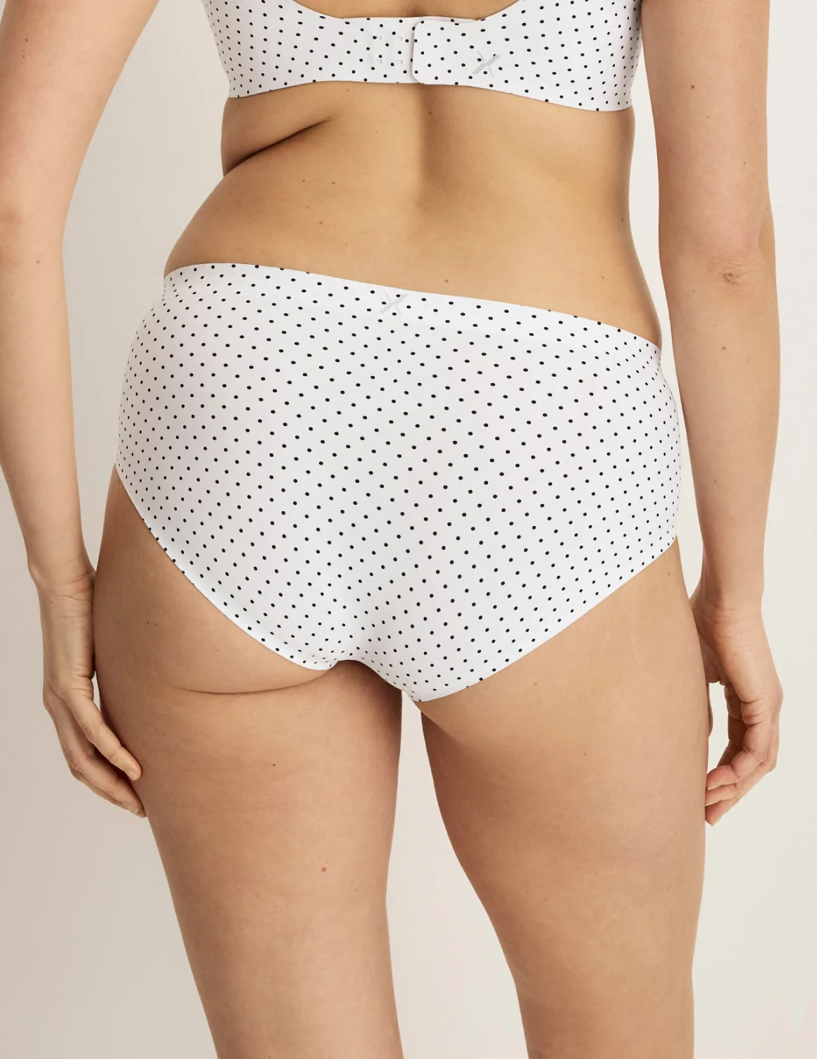 Essential No-Show Boyshort - Image 3