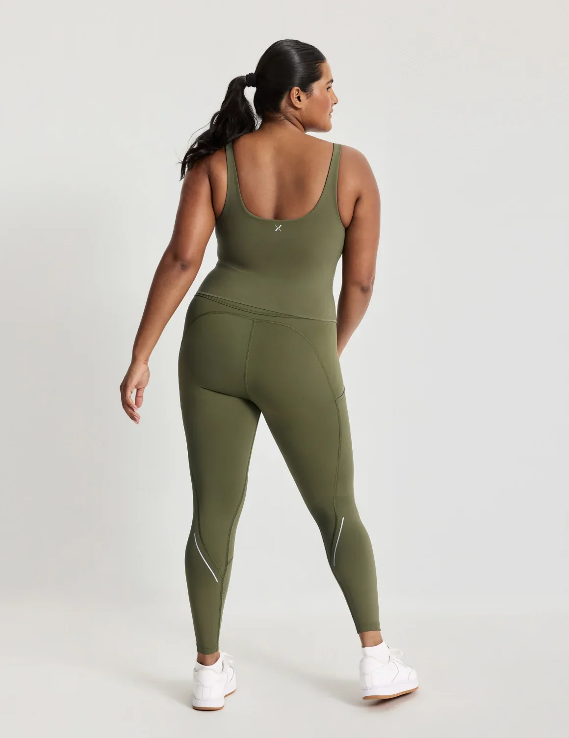 HiTouch™️ Active Contour Tank - Image 8