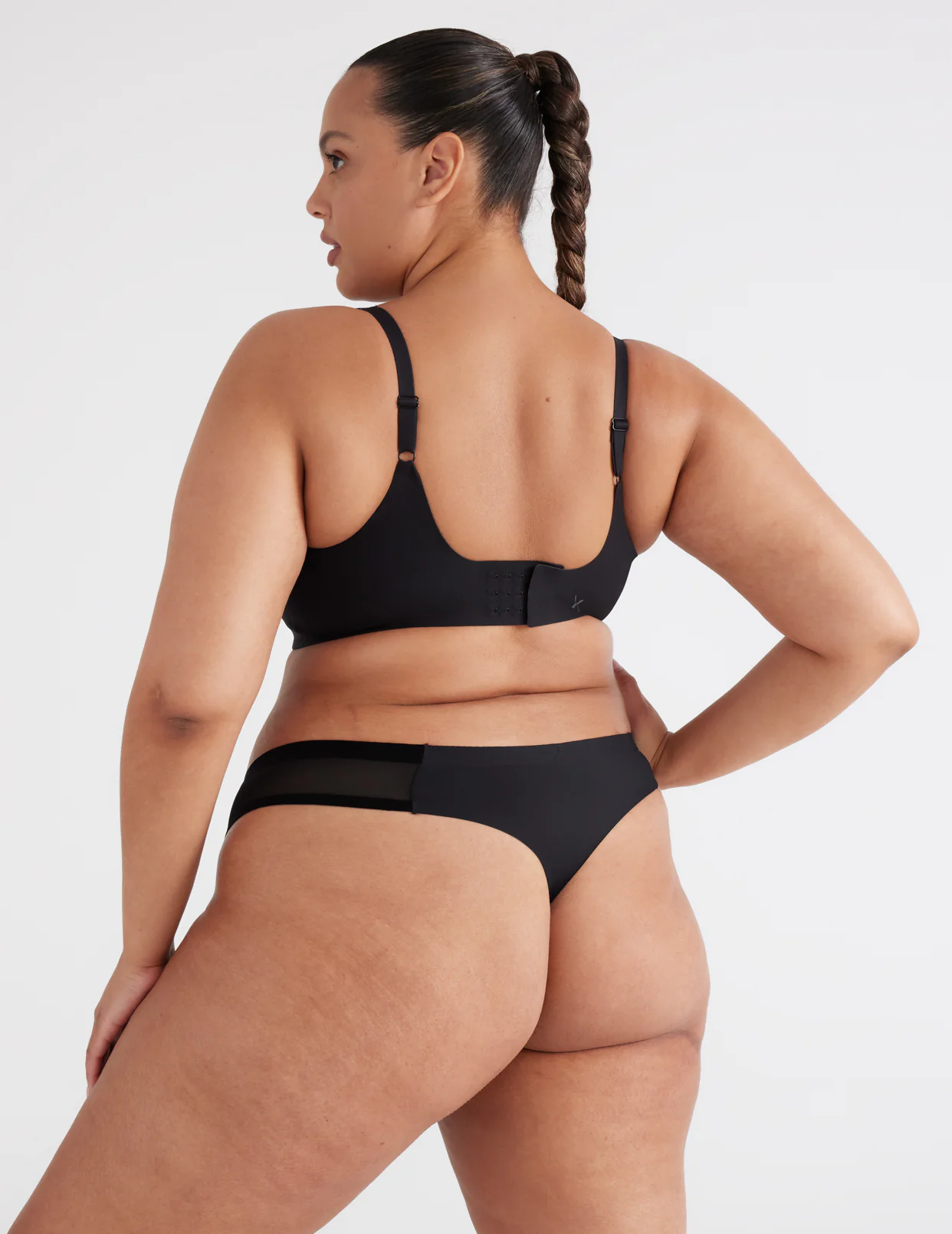 Light Leakproof No-Show Mesh Thong - Last Call - Image 3