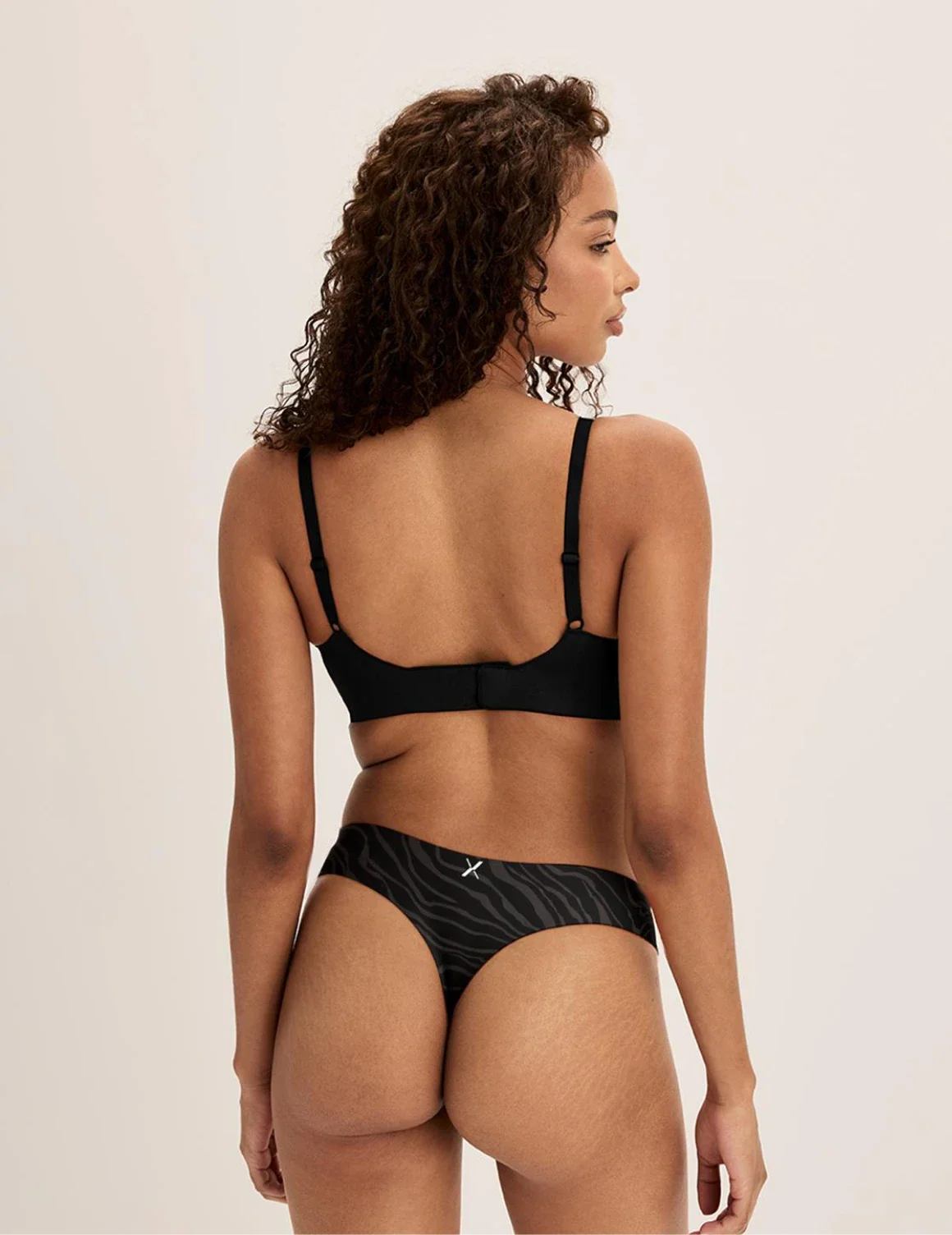 Light Leakproof No-Show Thong 3-Pack - Last Call - Image 16