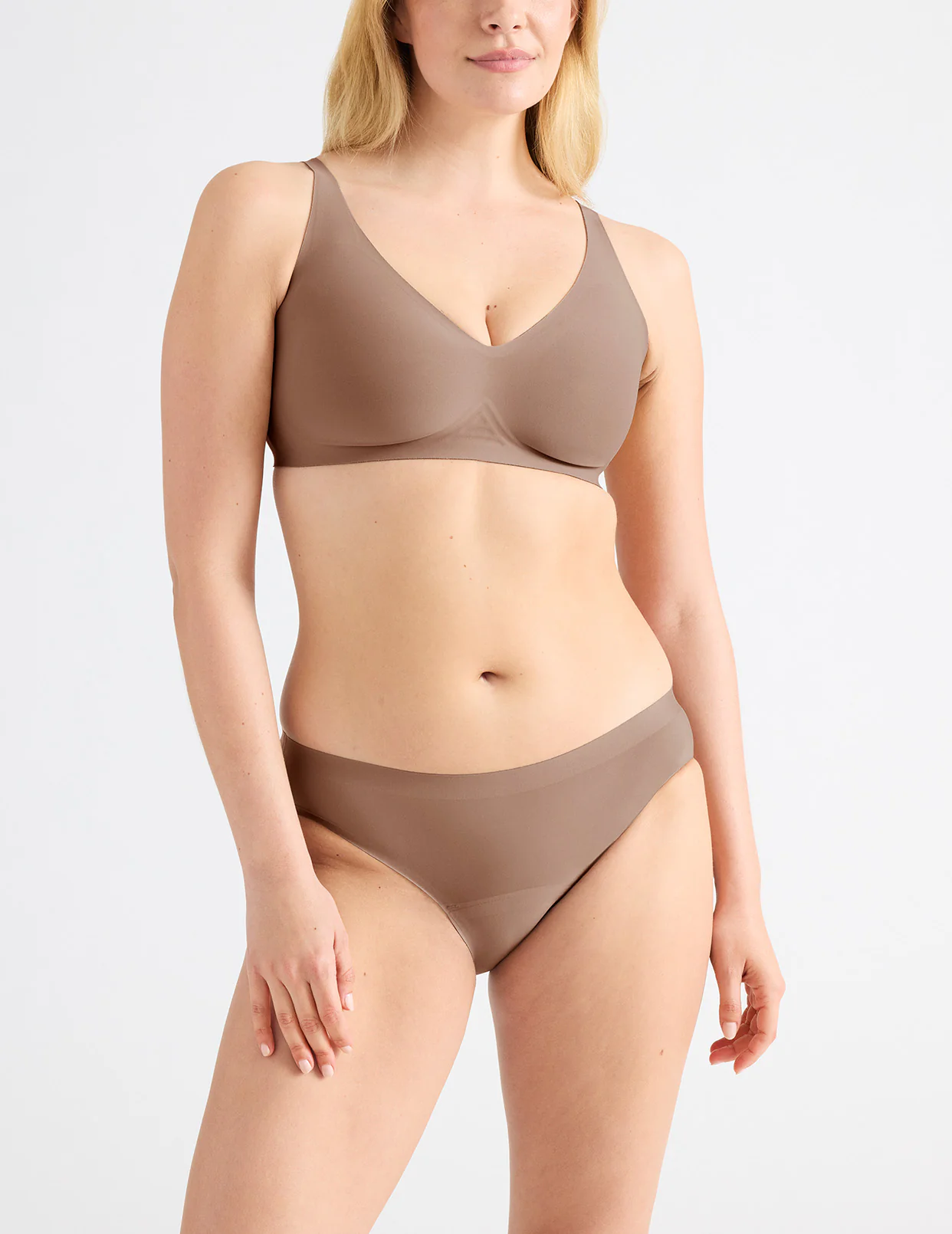 Revolution V-Neck Bra - Last Call - Image 136