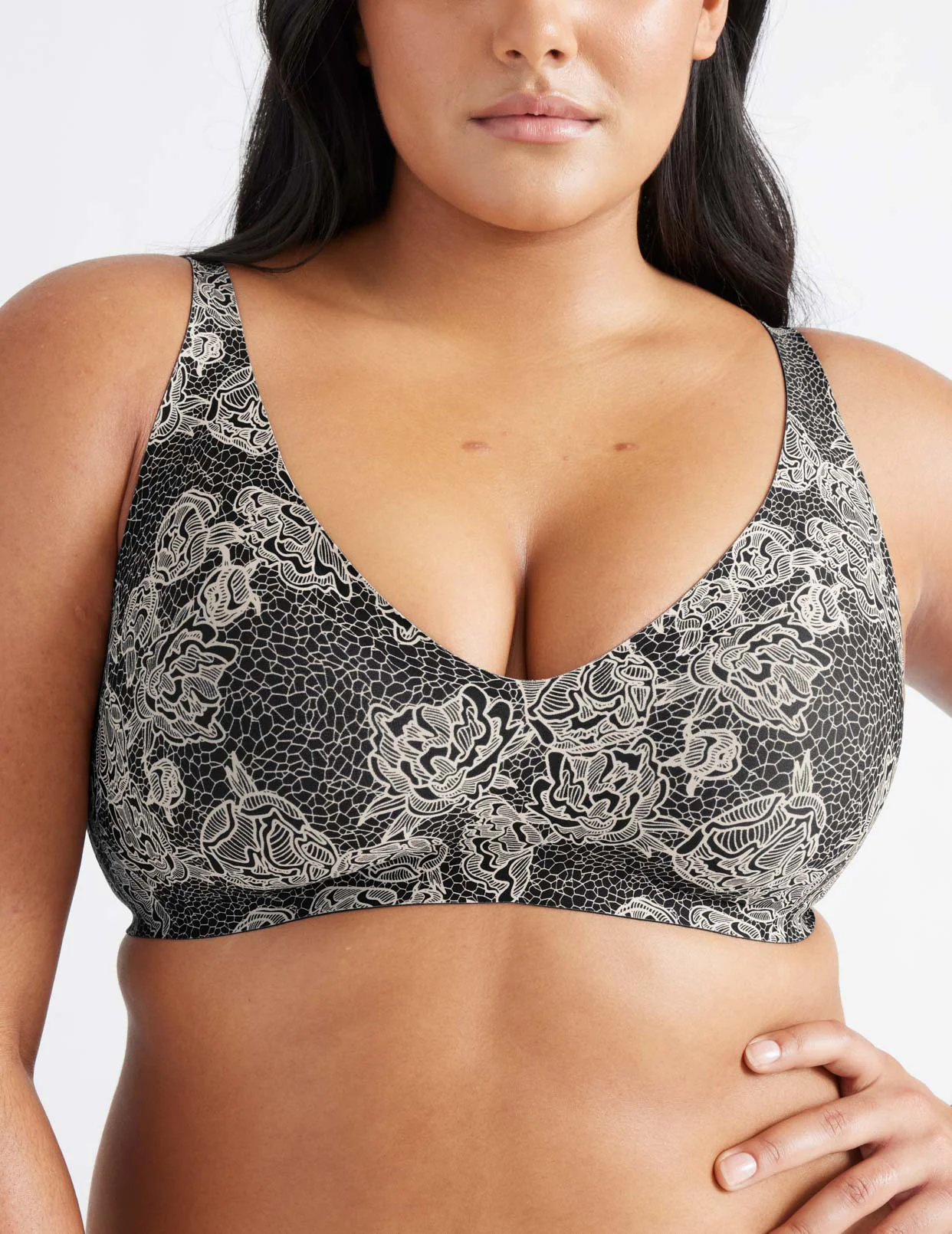 Revolution V-Neck Bra - Last Call - Image 148