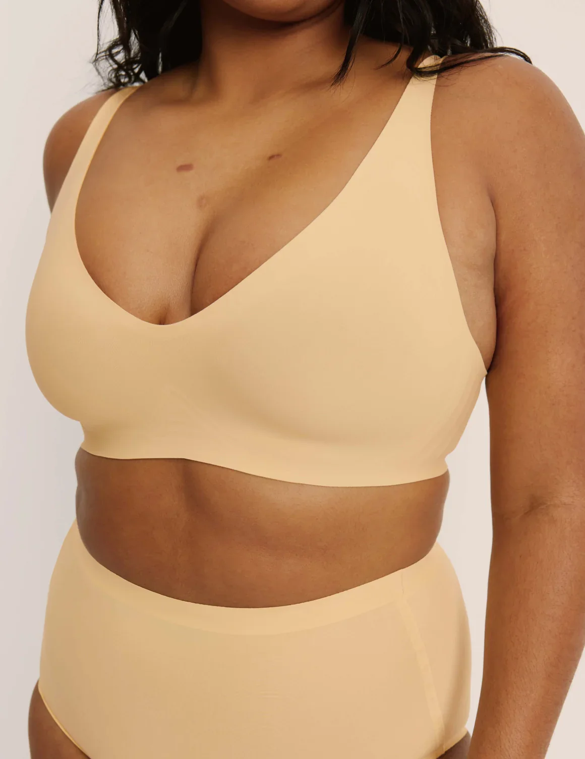 Revolution V-Neck Bra - Last Call - Image 63