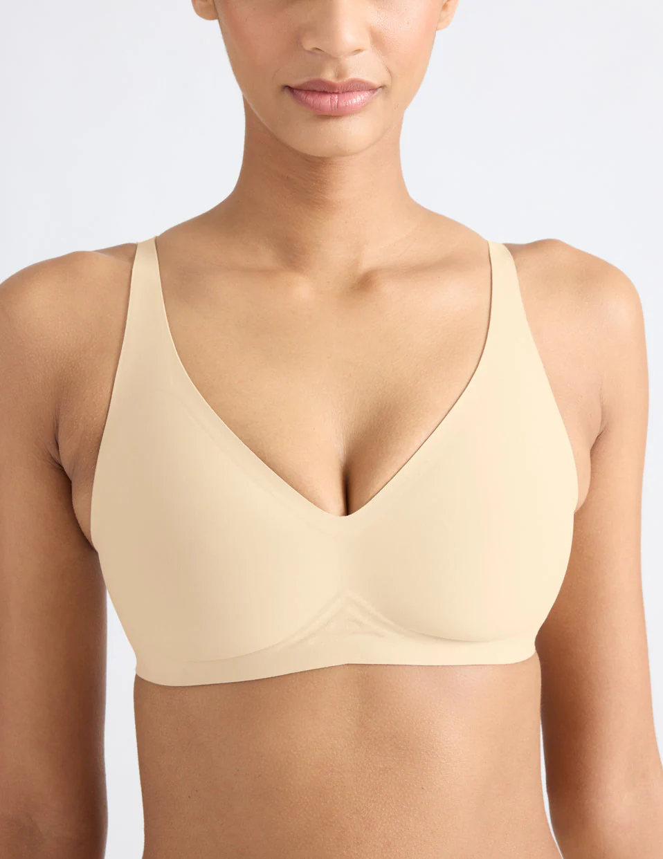 Revolution V-Neck Bra - Image 3