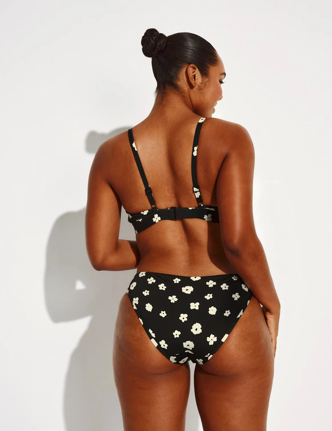 Scoop Bikini Top - Last Call - Image 14