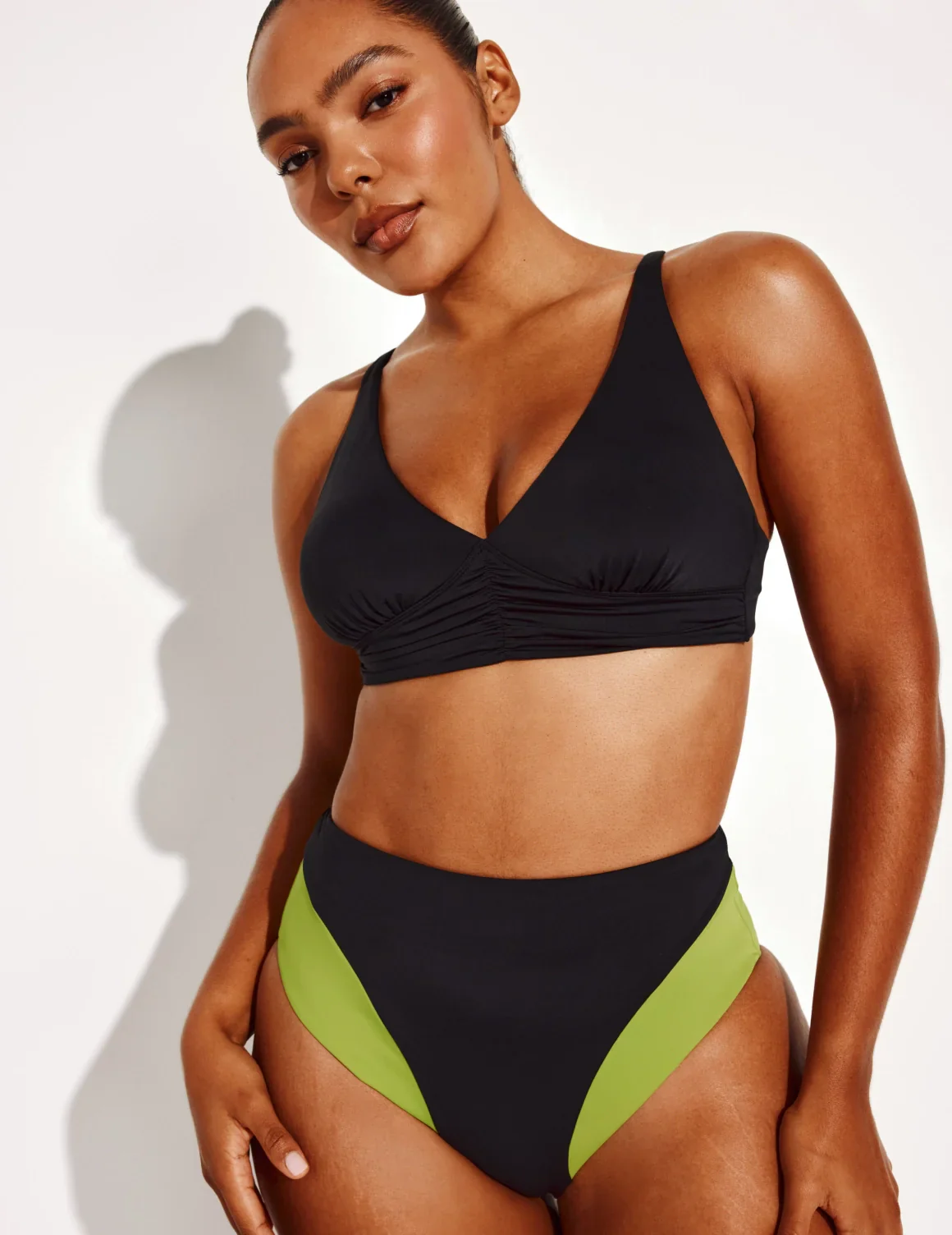 Sculpt Ruched Deep V Bikini Top - Image 10