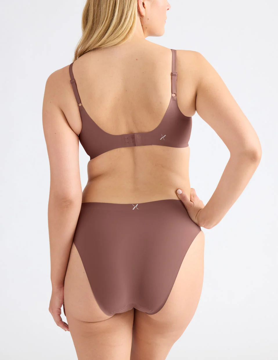 Revolution Shadow Mesh Bra - Image 15